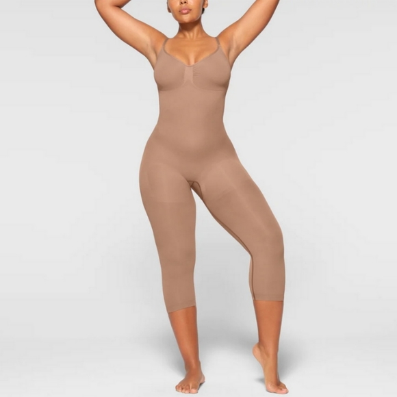 SKIMS Other - SKIMS Seamless Sculpt low back Catsuit Womens XXS-XS